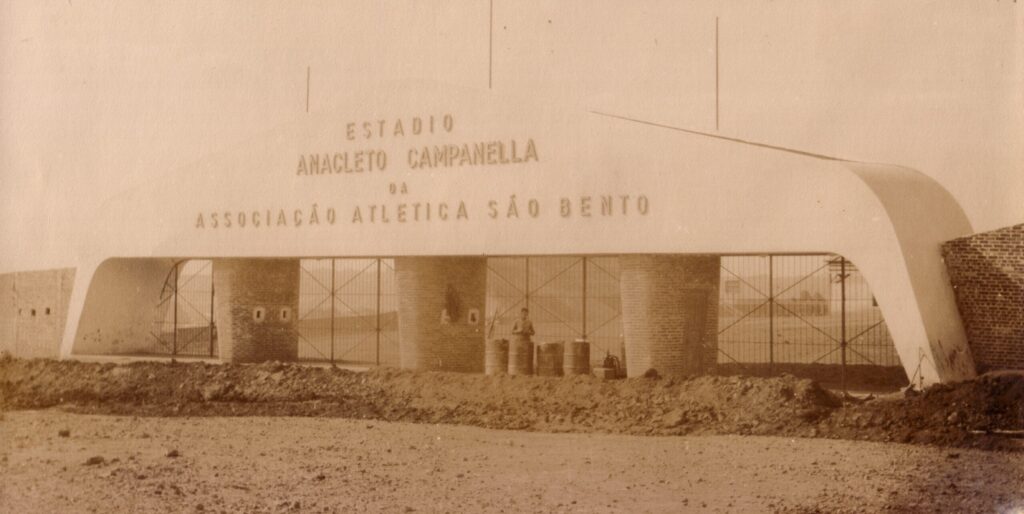 estadio-municipal-anacleto-campanella,-em-sao-caetano-do-sul-no-abc-paulista,-completa-70-anos