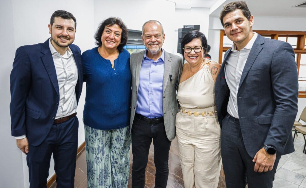 novos-integrantes-do-primeiro-escalao-em-sao-caetano-do-sul-no-abc-paulista-tomam-posse