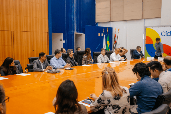 Encontro com empresários impulsiona hub logístico em São Bernardo encontro-com-empresarios-impulsiona-hub-logistico-em-sao-bernardo