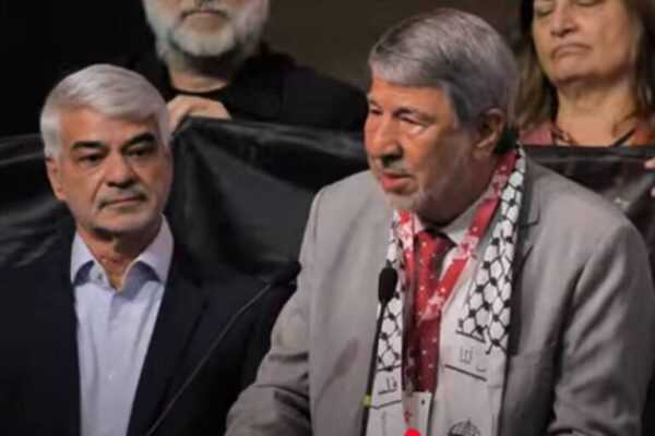 Embaixador da Palestina é saudado através da militância em encontro do PT embaixador-da-palestina-e-saudado-pela-militancia-em-encontro-do-pt