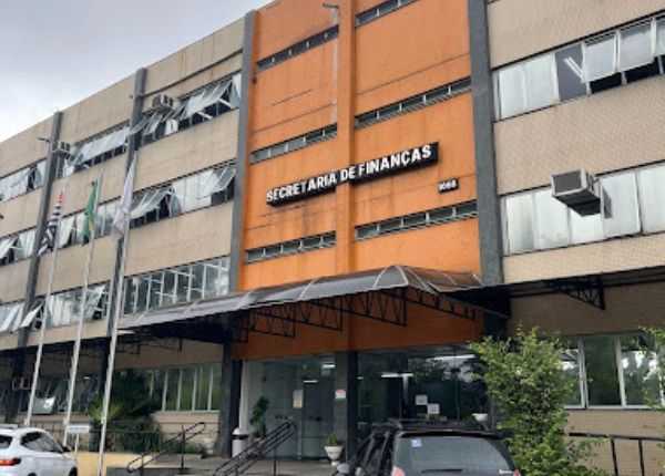 Setor de licitações de São Bernardo é invadido e tem equipamentos roubados setor-de-licitacoes-de-sao-bernardo-e-invadido-e-tem-equipamentos-furtados