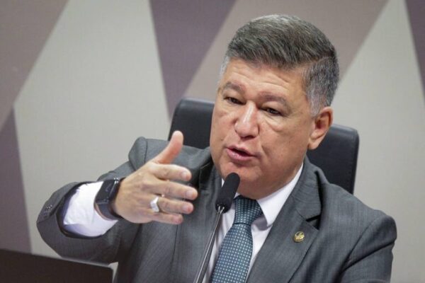 CPMI do INSS: presidente dá bronca prévia em jornalistas; entenda cpmi-do-inss:-presidente-da-bronca-previa-em-jornalistas;-entenda