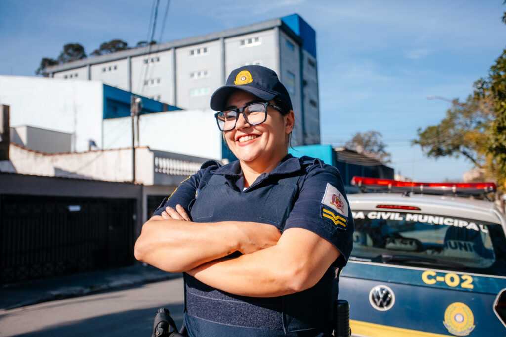 Ação rápida da GCM salva criança de 4 anos de incêndio em São Bernardo acao-rapida-da-gcm-salva-crianca-de-4-anos-de-incendio-em-sao-bernardo