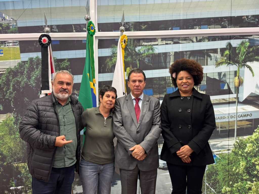 vereadora-ana-nice-recebe-o-ministro-luiz-marinho-na-camara-de-sao-bernardo