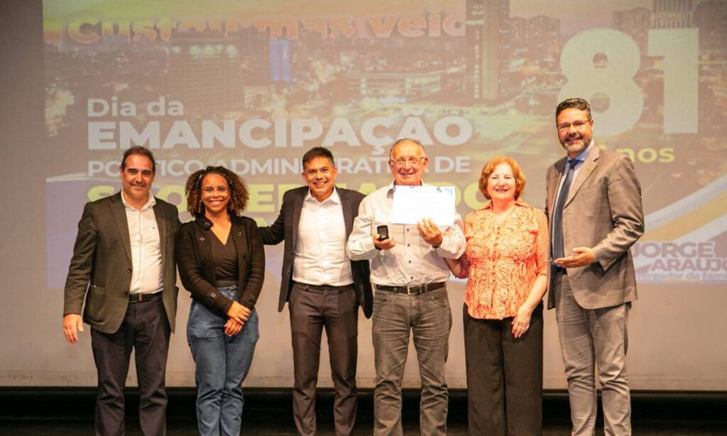 ACISBEC é homenageada através da Câmara Municipal pelos seus 81 anos de história acisbec-e-homenageada-pela-camara-municipal-pelos-seus-81-anos-de-historia