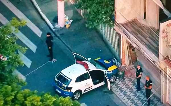Viatura da GCM de SBC perde o controle, mata idosa e deixa guardas feridos viatura-da-gcm-de-sbc-perde-o-controle,-mata-idosa-e-deixa-guardas-feridos