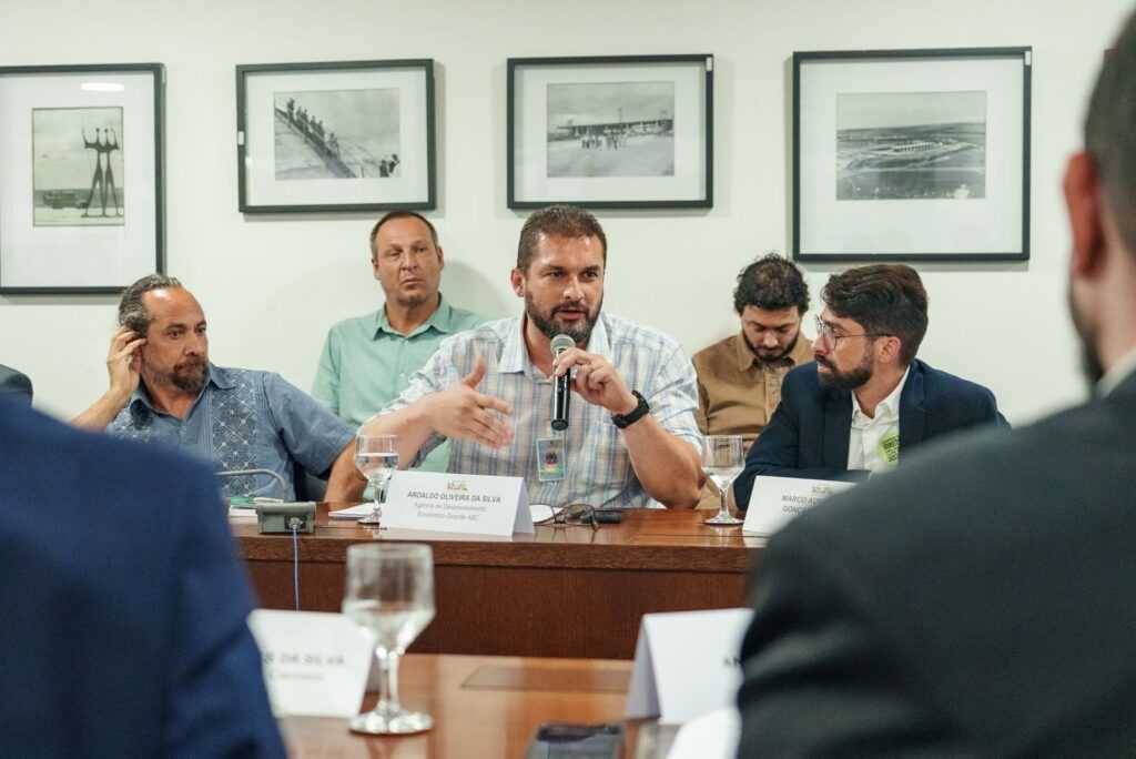 consorcio-abc-participa-de-reuniao-em-brasilia-sobre-regulacao-da-cannabis-medicinal