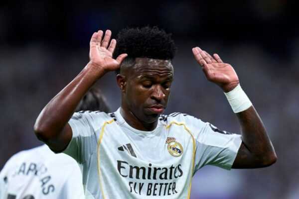 Vini Jr. pede e Real Madrid multará jogadores por atraso. Entenda vini-jr-pede-e-real-madrid-multara-jogadores-por-atraso.-entenda