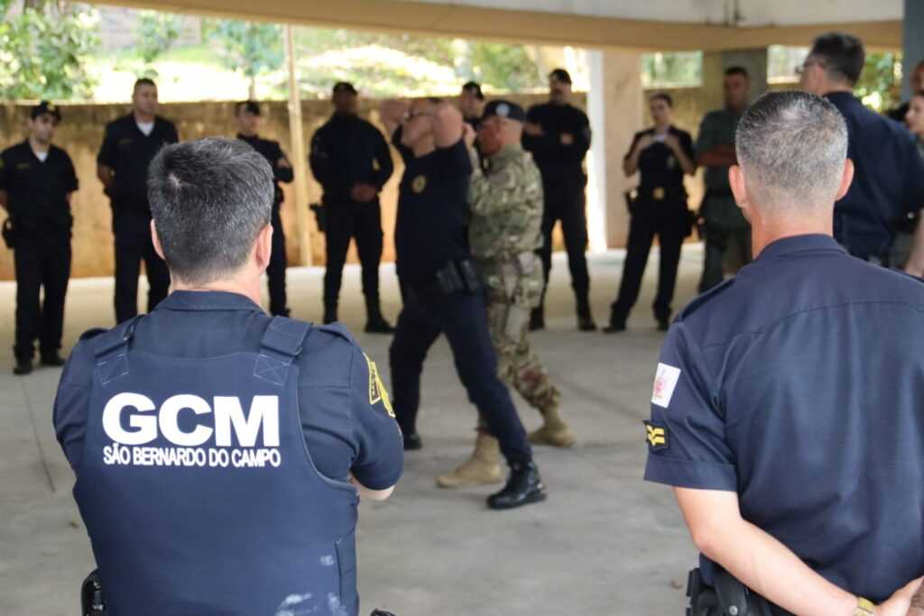 GCMs da área passam por treinamento para uso de armas conquistadas através do Consórcio ABC gcms-da-regiao-passam-por-treinamento-para-uso-de-armas-conquistadas-pelo-consorcio-abc