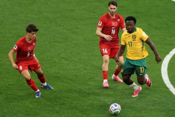 copa-do-mundo:-australia-surpreende-e-vence-turquia-por-2-x-0