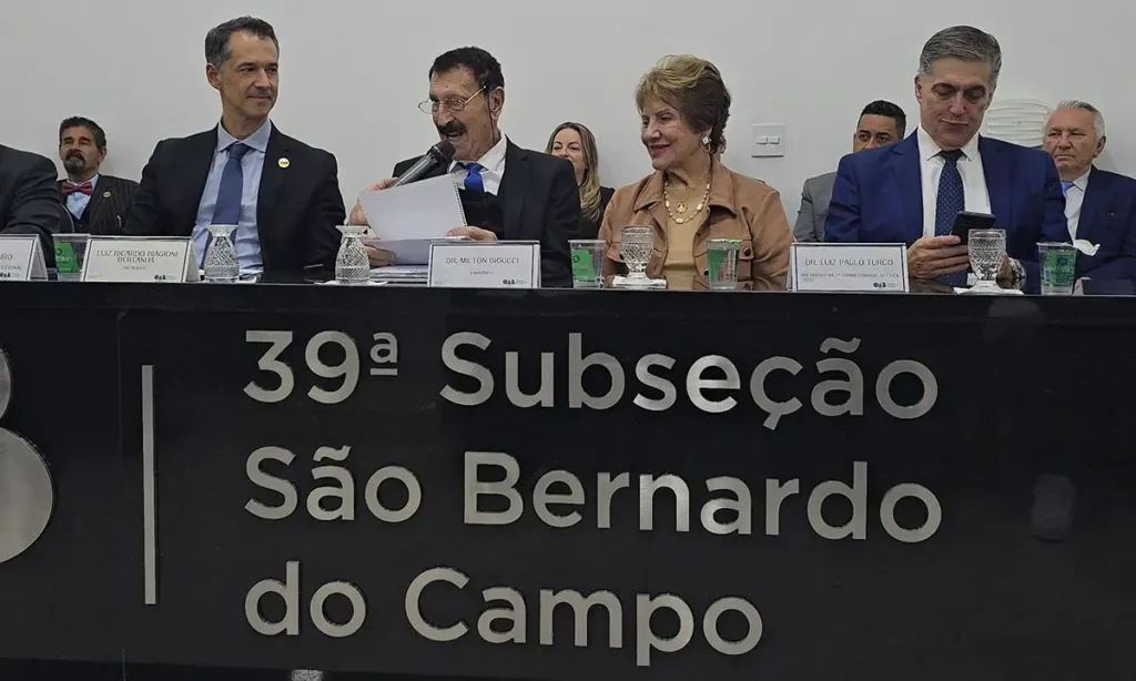 Milton Bigucci É Paraninfo Na Entrega De Carteiras A Novos Advogados Da OAB São Bernardo milton-bigucci-e-paraninfo-na-entrega-de-carteiras-a-novos-advogados-da-oab-sao-bernardo