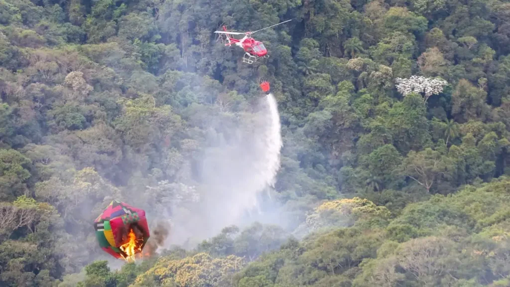 SP envia força-tarefa com bombeiros e drones para o Amazonas sp-envia-forca-tarefa-com-bombeiros-e-drones-para-o-amazonas